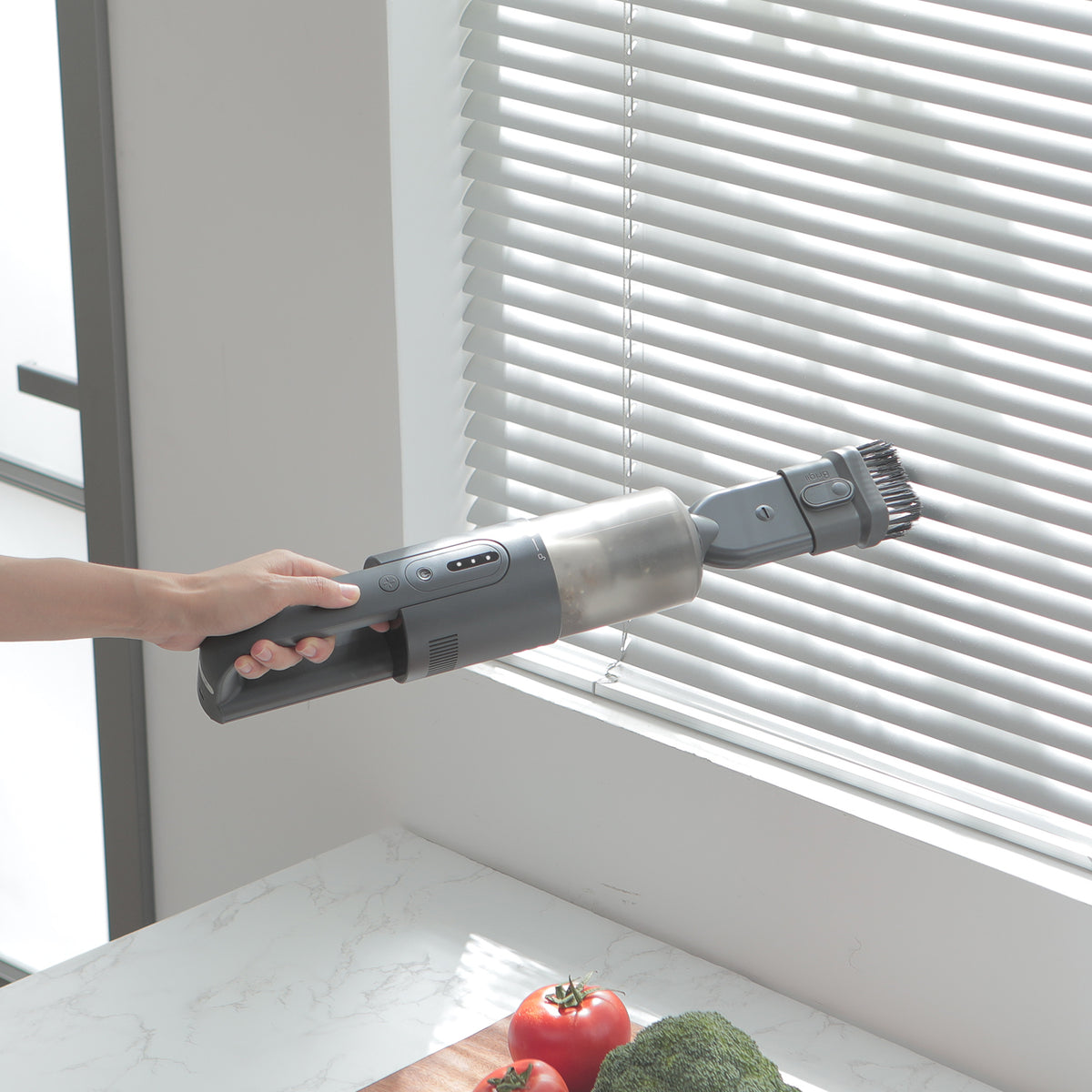 Brigii High Speed Handheld Vacuum H5 gray (Wall Mount)
