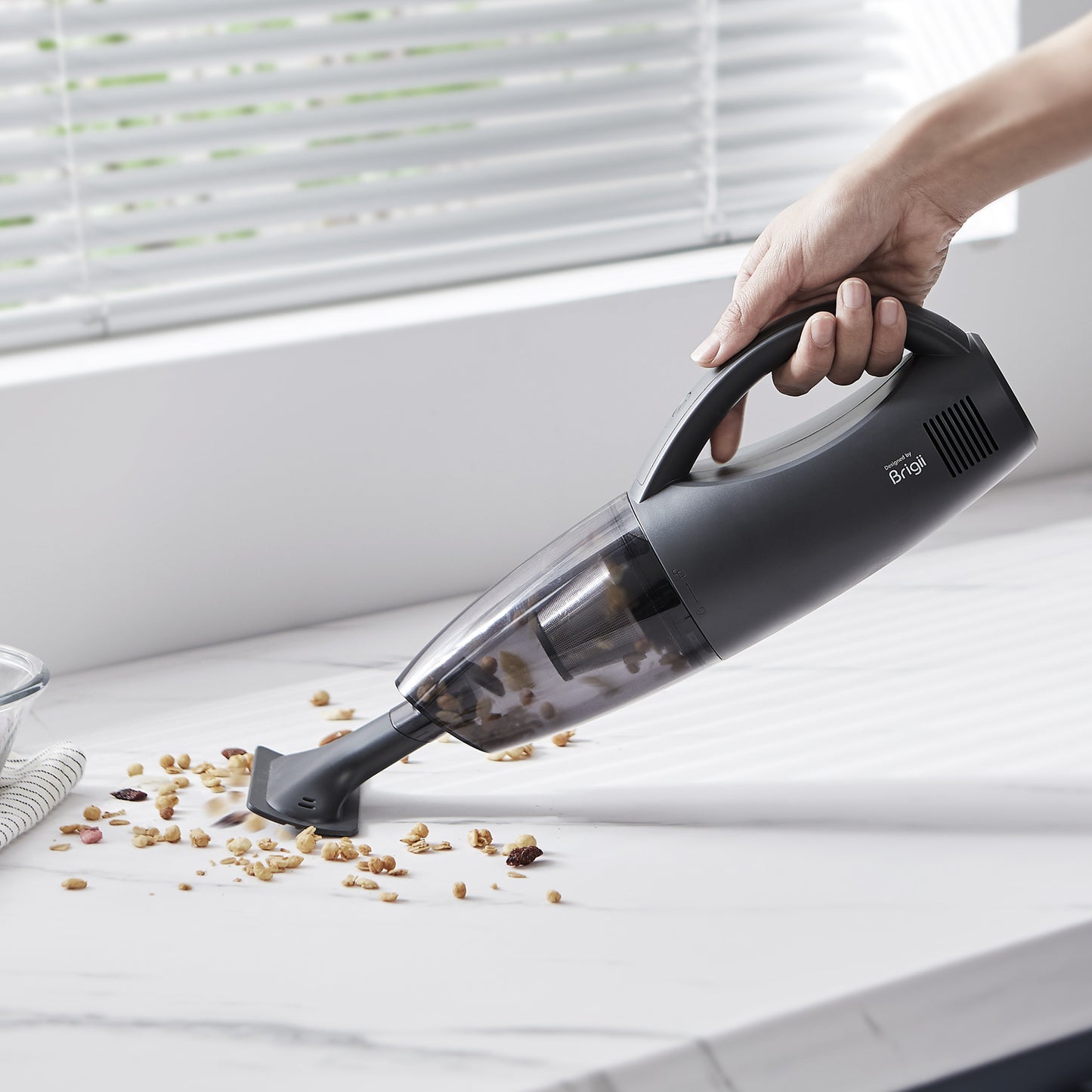 Brigii Handheld Vacuum MX30 gray